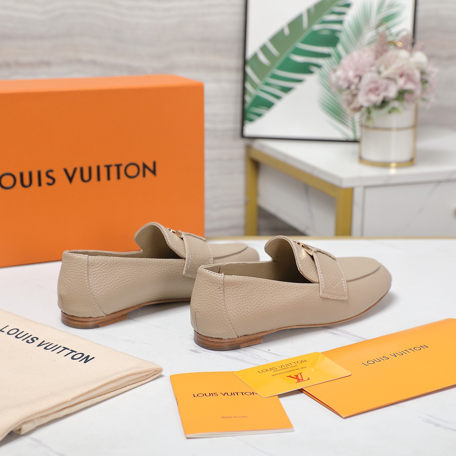 Louis Vuitton LV Capri Loafer - 