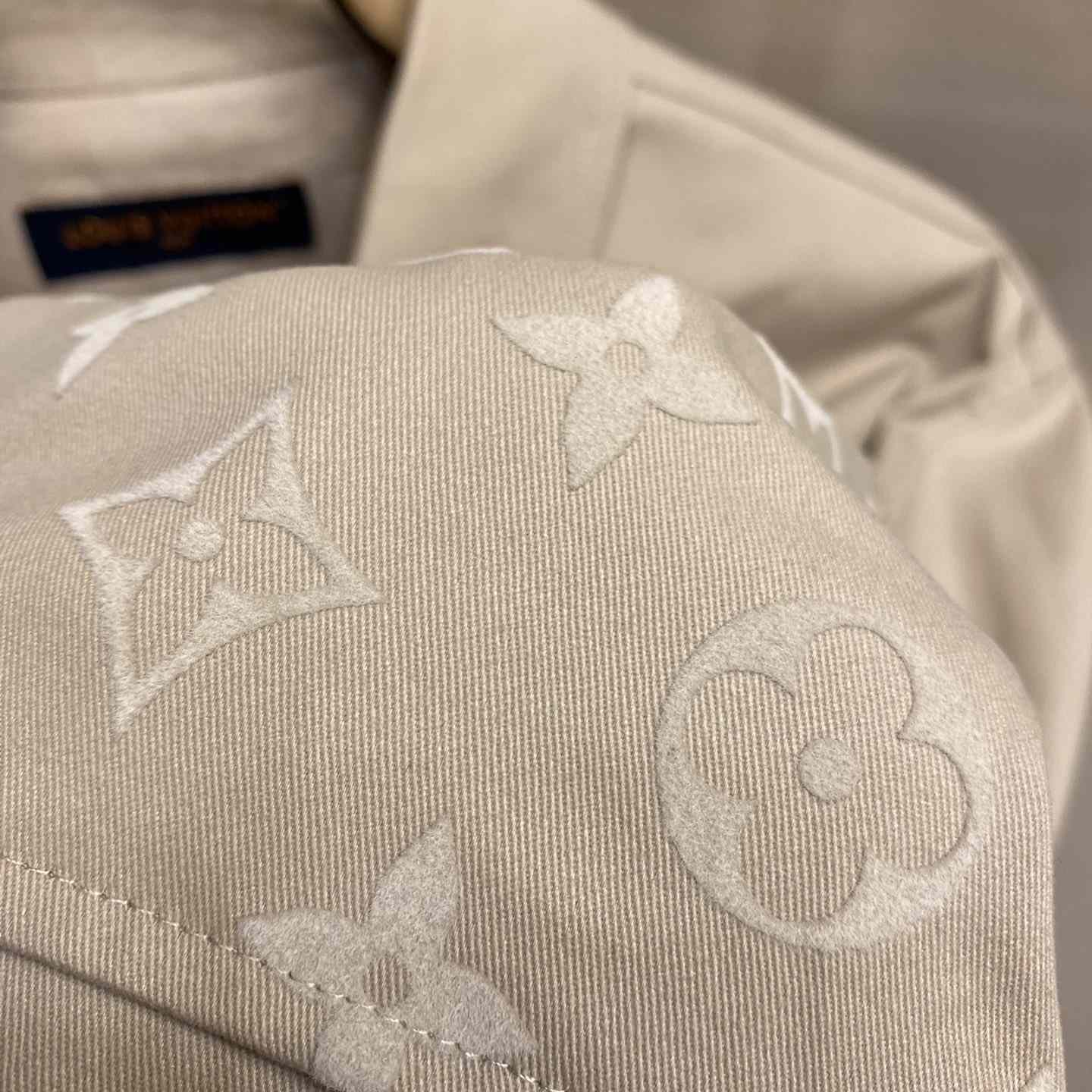Louis Vuitton Flocked Casual Cotton Overshirt - 