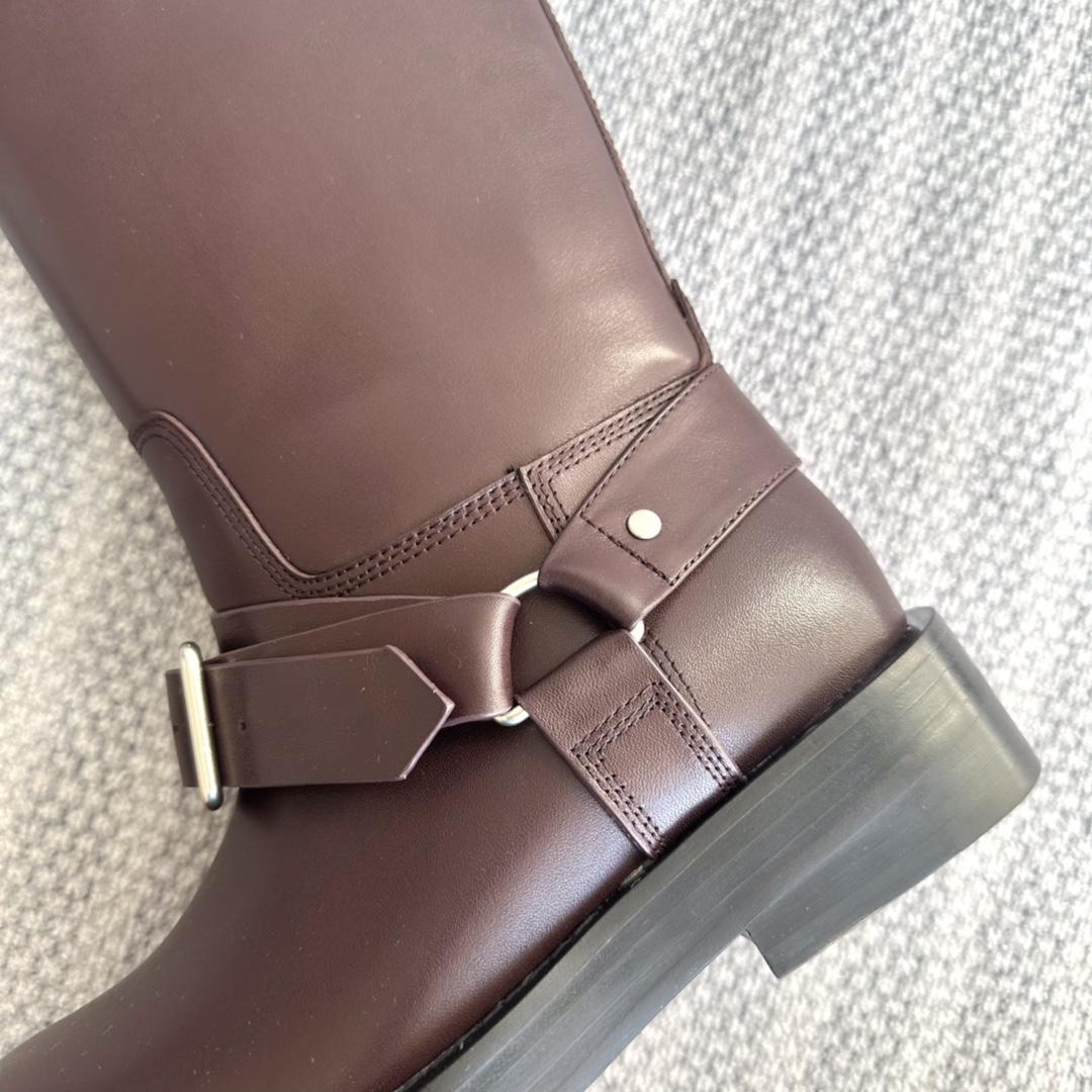Burberry Leather Saddle Low Boots - 