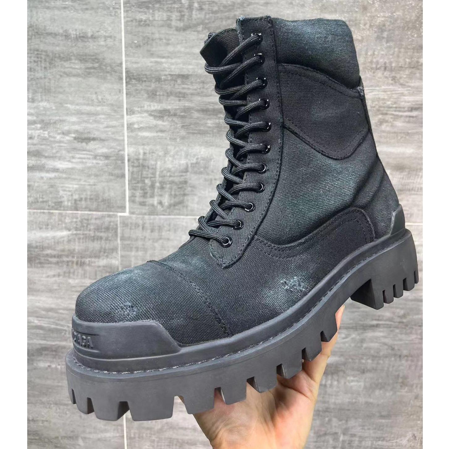 Balenciaga Men's Combat Strike 20mm Boot - 
