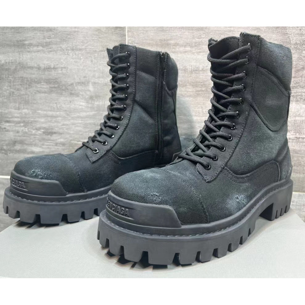 Balenciaga Men's Combat Strike 20mm Boot - 