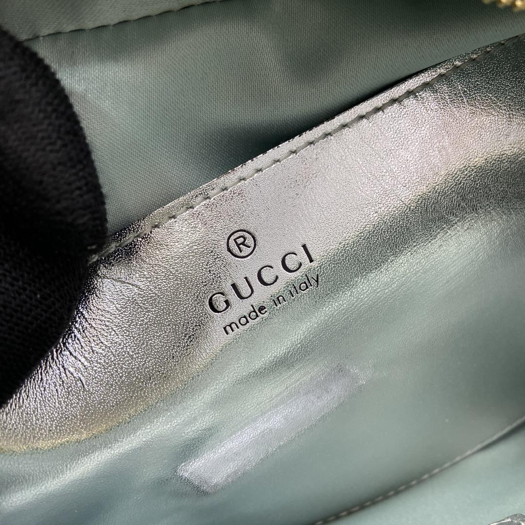 Gucci GG Marmont Small Shoulder Bag - 