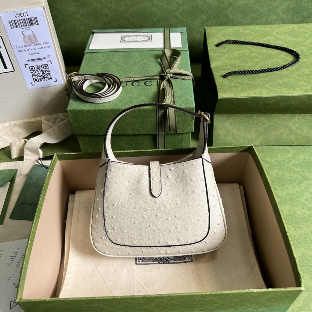 Gucci Jackie 1961 Ostrich Mini Shoulder Bag (19x13x3cm) - 