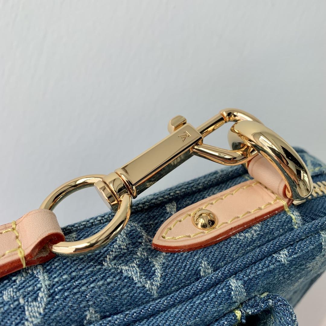 Louis Vuitton Fairfax Pochette    M82948 - 
