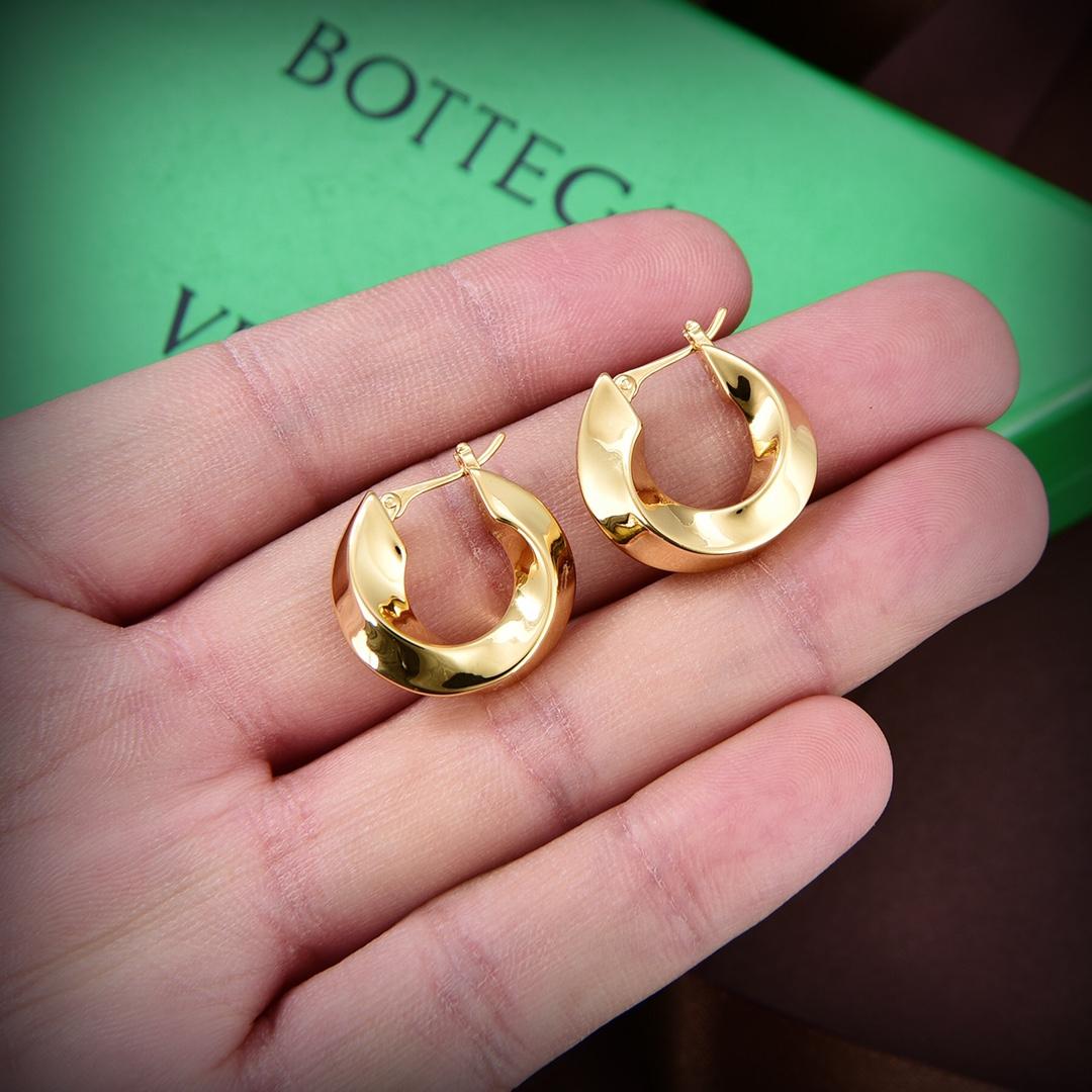 Bottega Veneta Twist Hoop Earrings - 