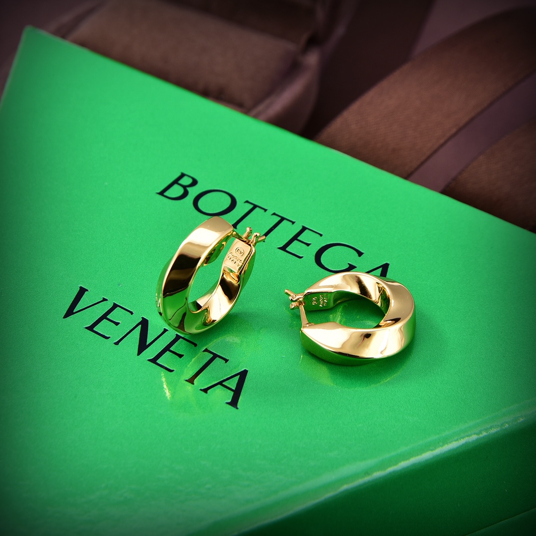 Bottega Veneta Twist Hoop Earrings - 