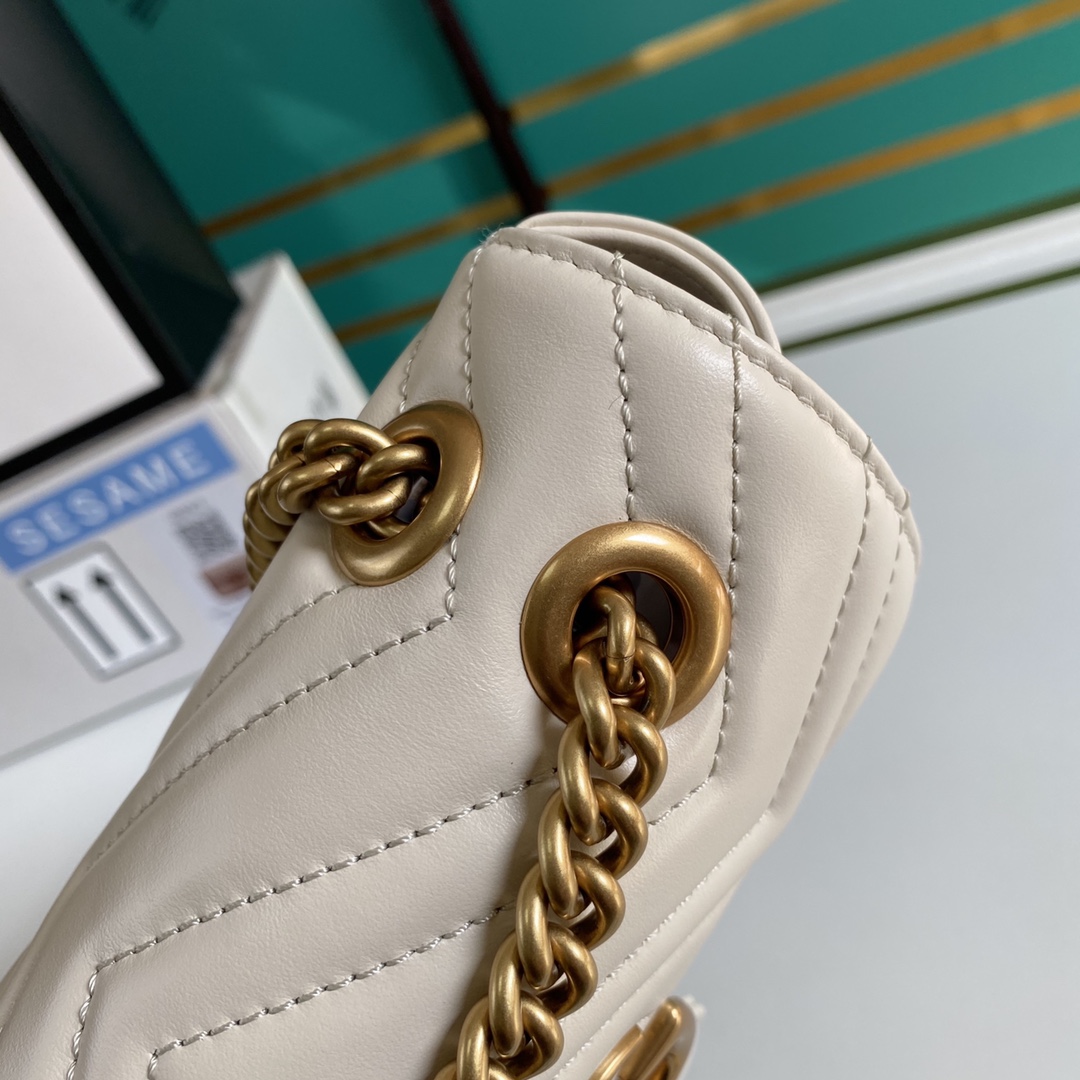 Gucci GG Marmont Matelassé Mini Bag - 