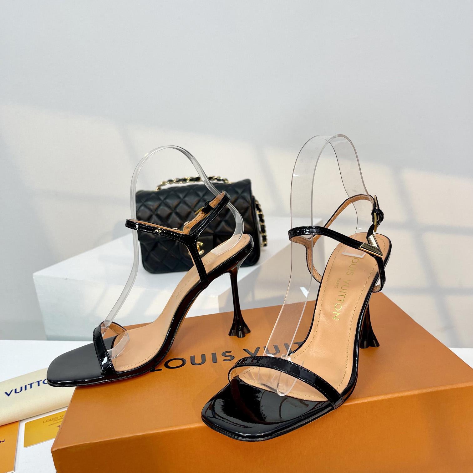 Louis Vuitton Blossom Sandal   1AC8BS - 