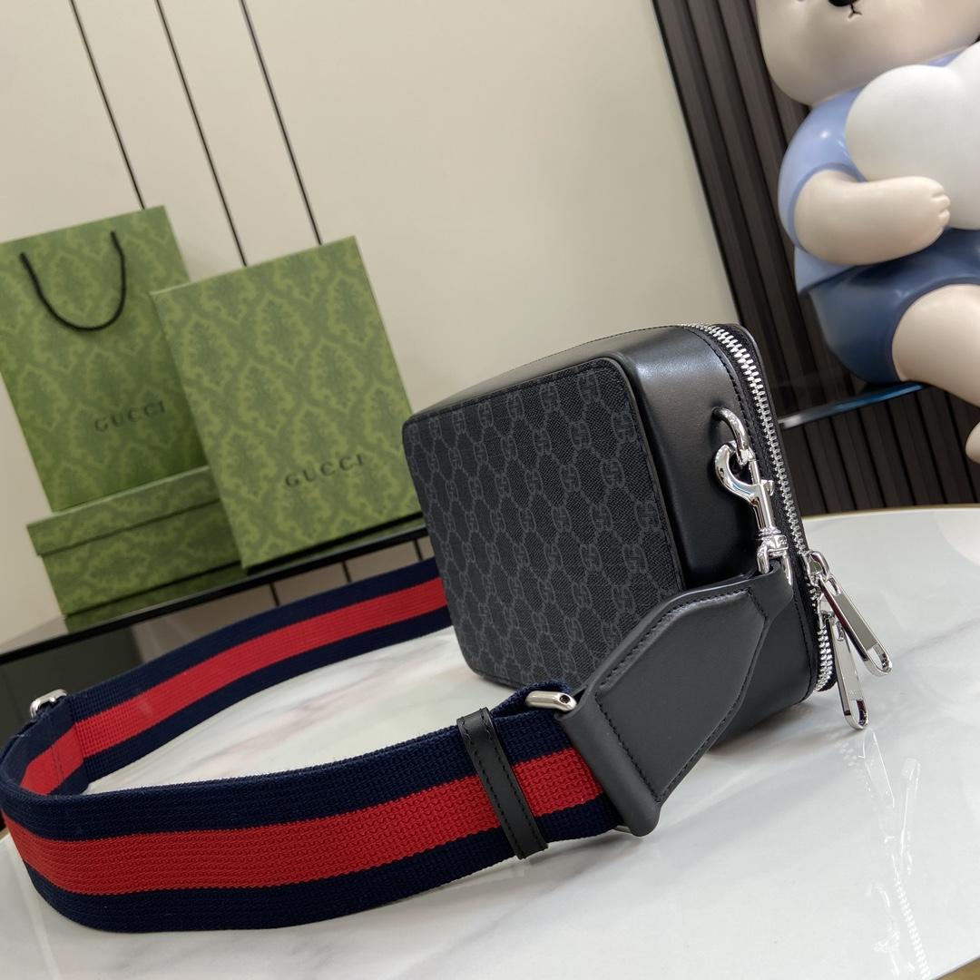 Gucci GG Supreme Mini Shoulder Bag - 