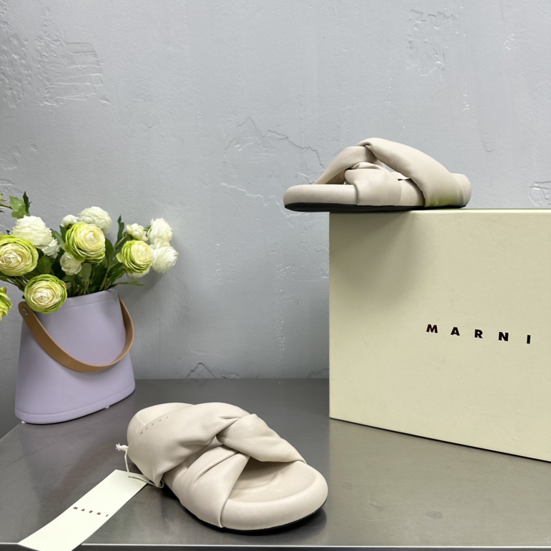 Marni Ivory Twisted Leather Bubble Sandal - 