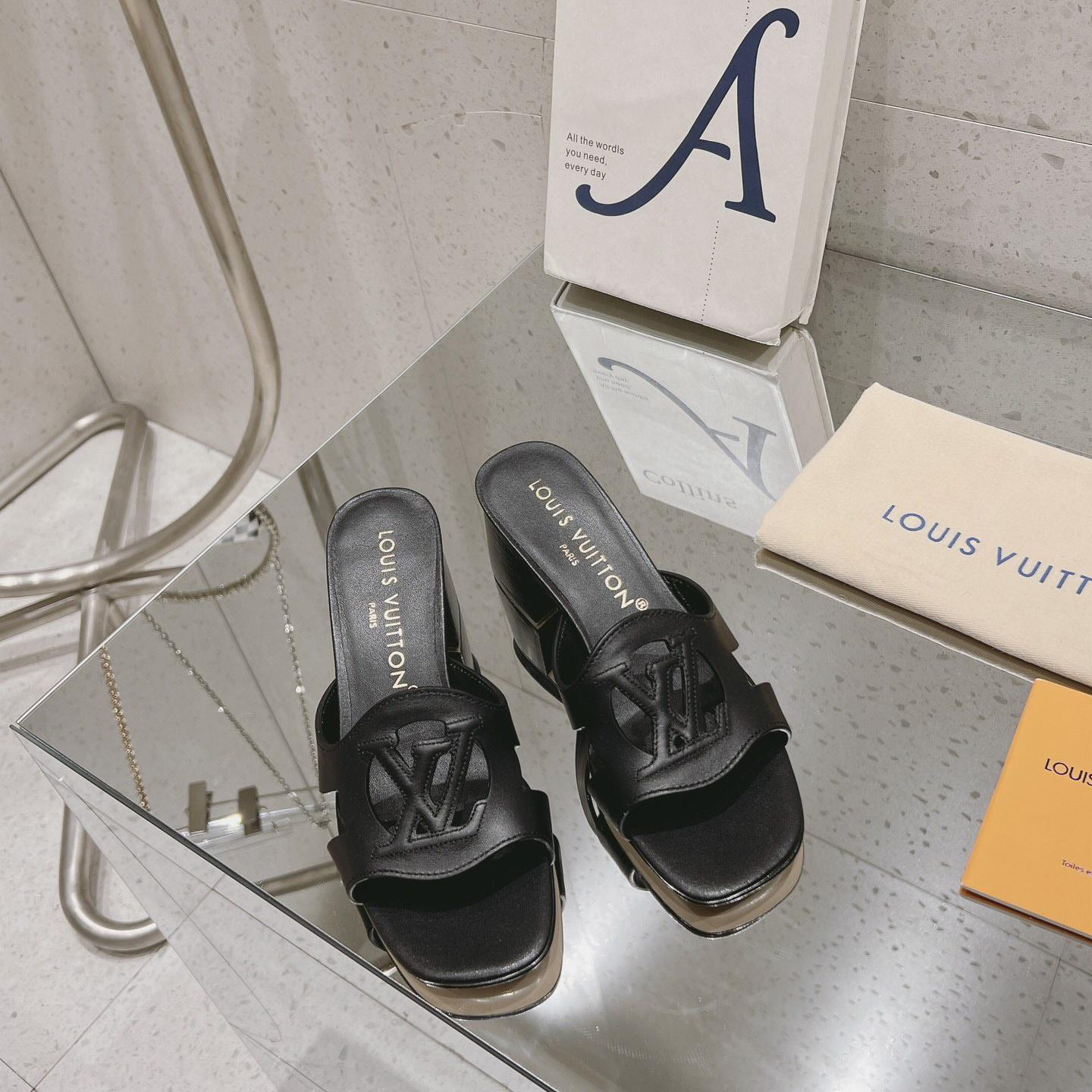 Louis Vuitton LV Isola Mule   1ACG4K - 