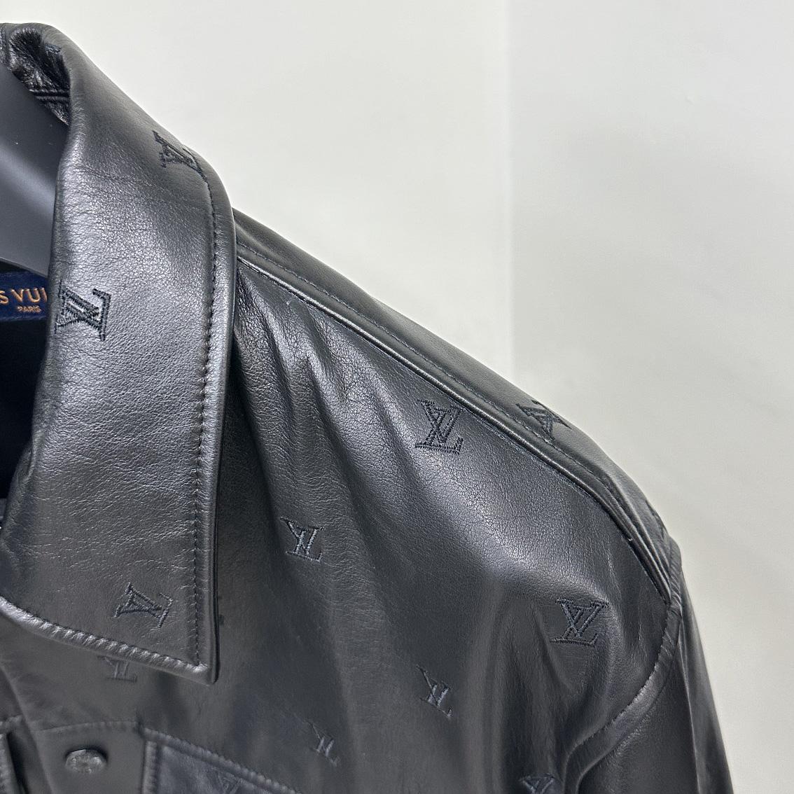 Louis Vuitton Embroidered Leather Signature Overshirt     1AFIOJ - 