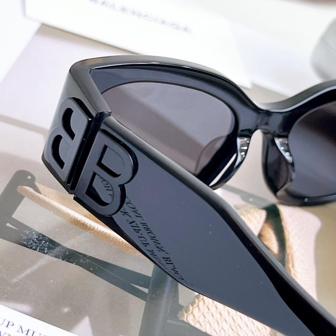 Balenciaga Bossy Round AF Sunglasses In Black  BB0324 - 