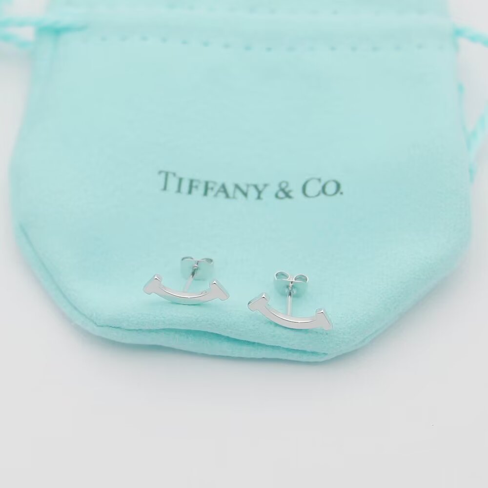 Tiffany & Co. Tiffany T Smile Earring - 