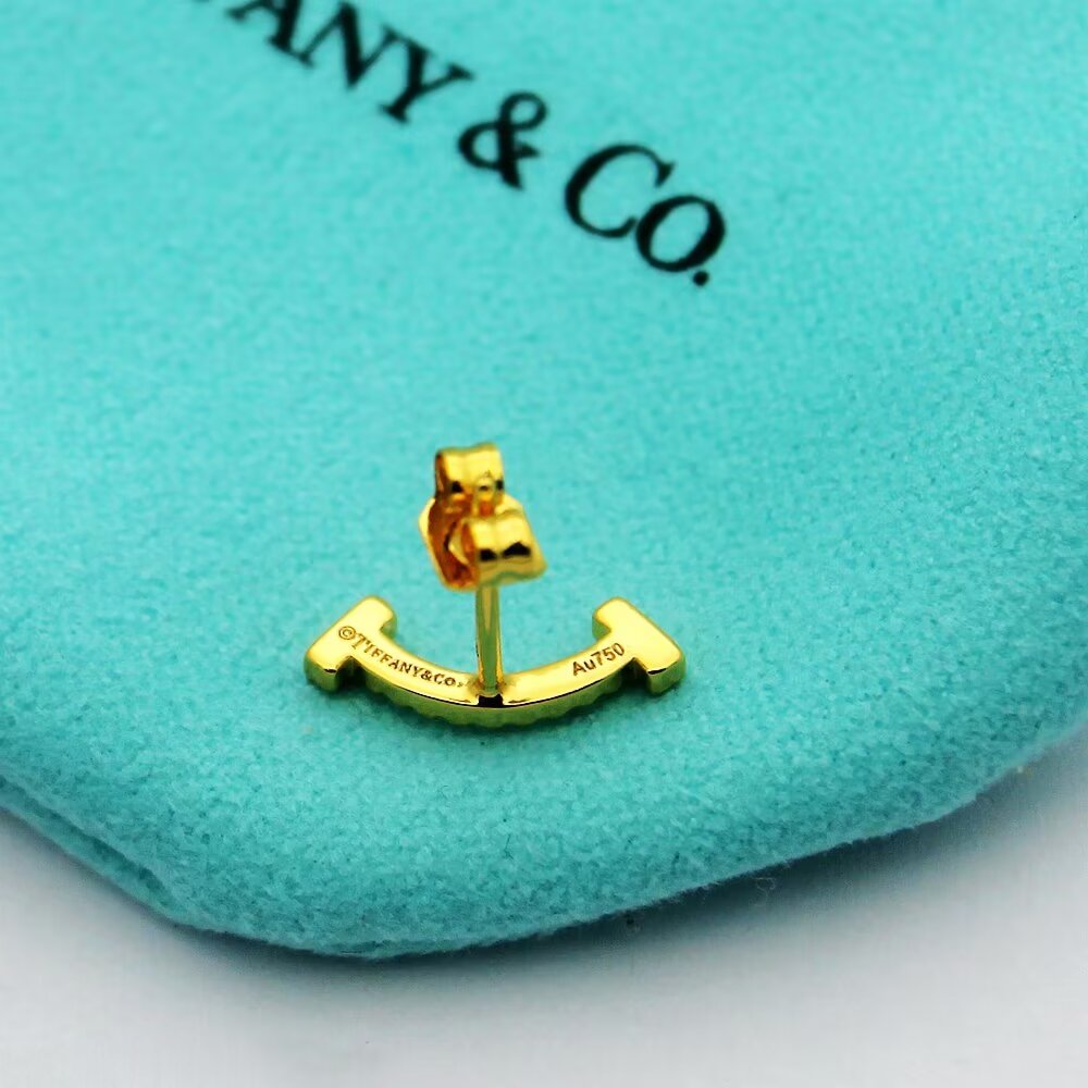 Tiffany & Co. Tiffany T Smile Earring - 