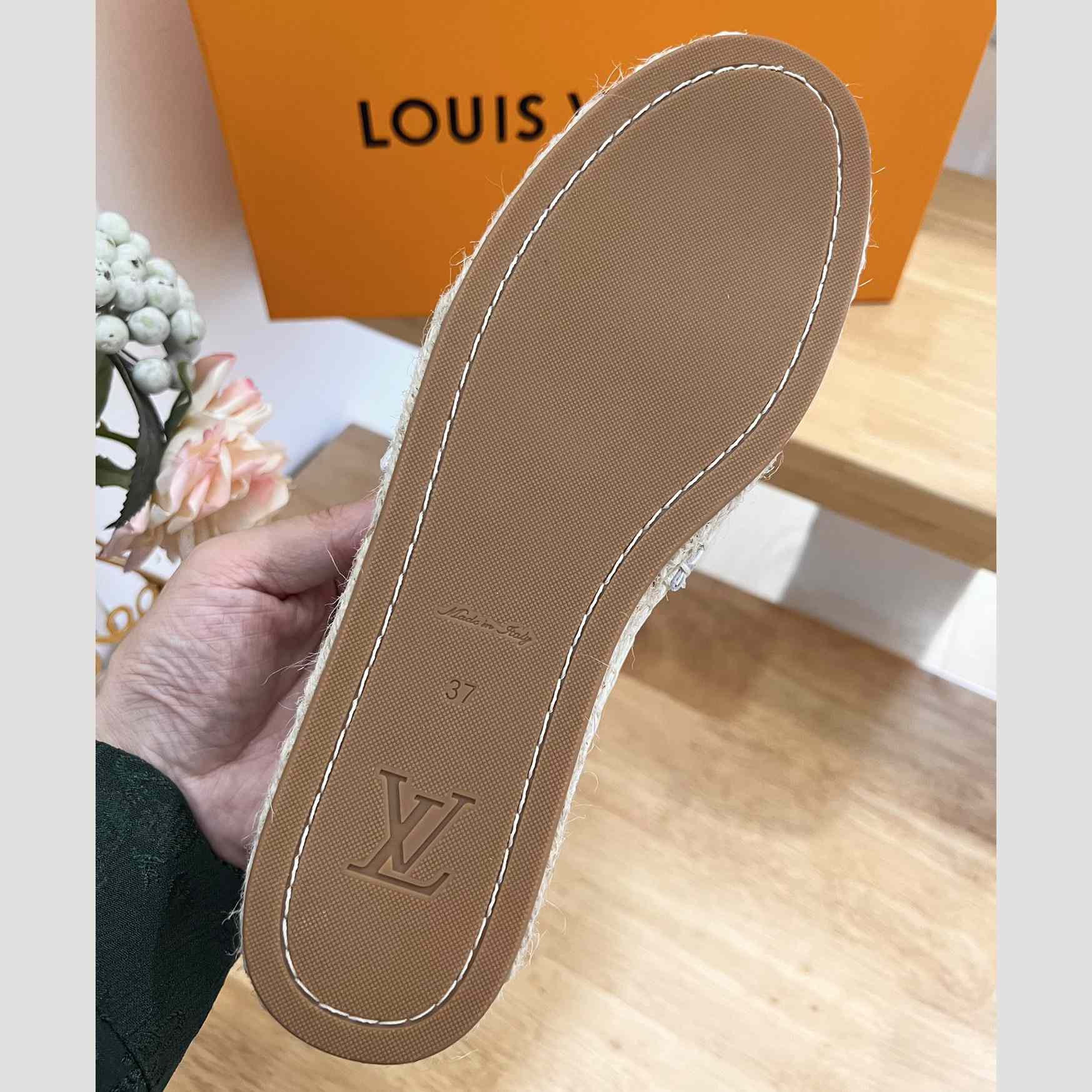 Louis Vuitton Starboard Flat Espadrille      1ABVLU - 