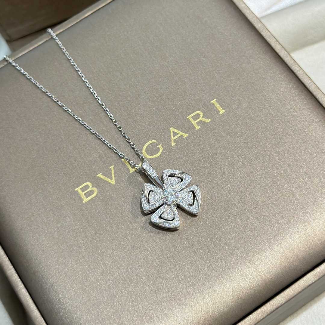 Bvlgari Fiorever Necklace - 