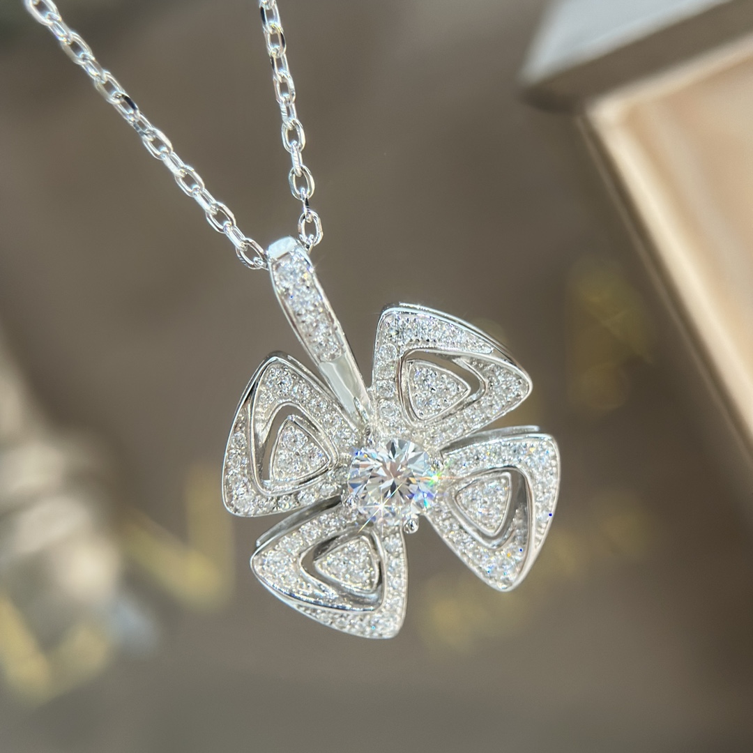 Bvlgari Fiorever Necklace - 