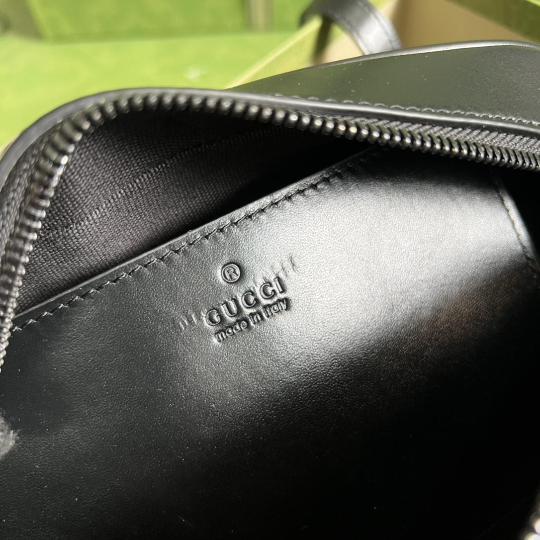 Gucci GG Marmont Small Shoulder Bag - 