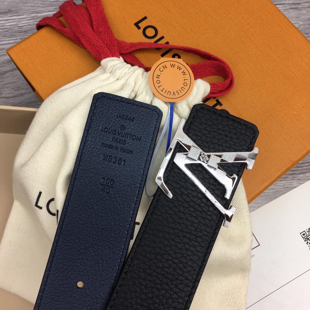 Louis Vuitton 40mm Reversible Belt    - 