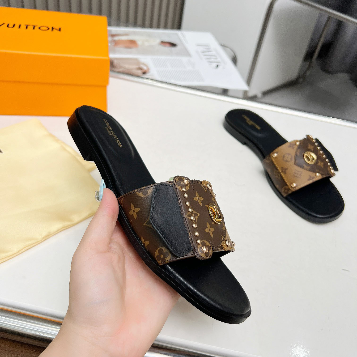 Louis Vuitton LV Frame Flat Mule   1ACXGE - 