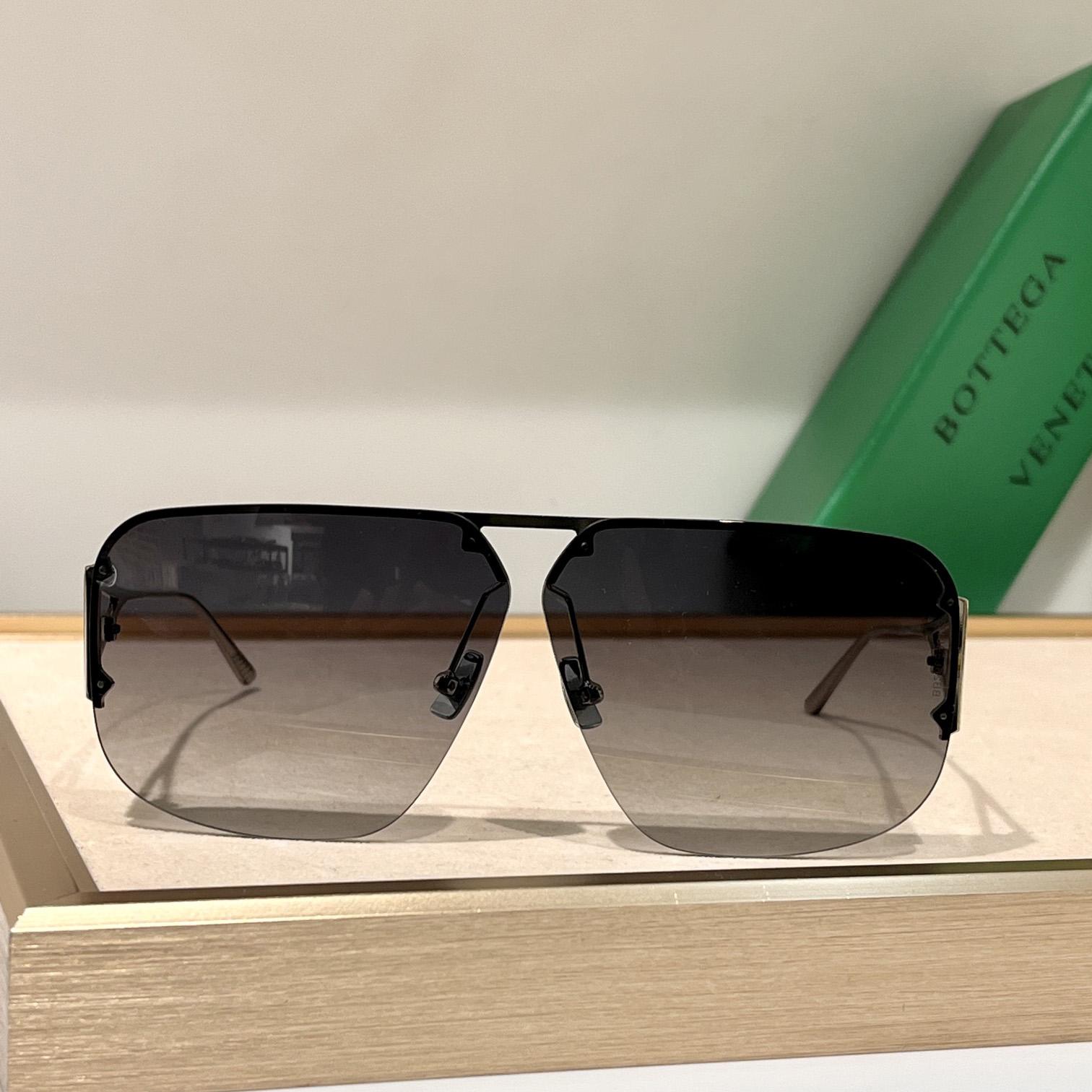 Bottega Veneta BV1065  Sunglasses    - 