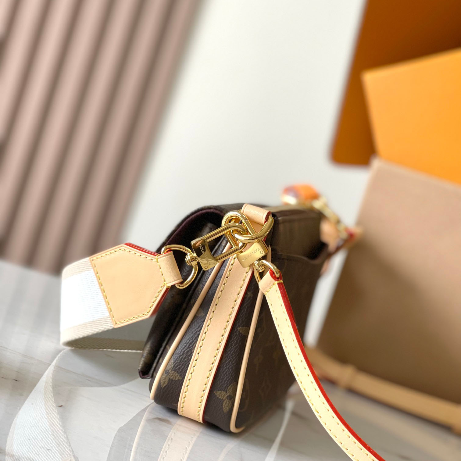 Louis Vuitton Vivacité  M46999 - 