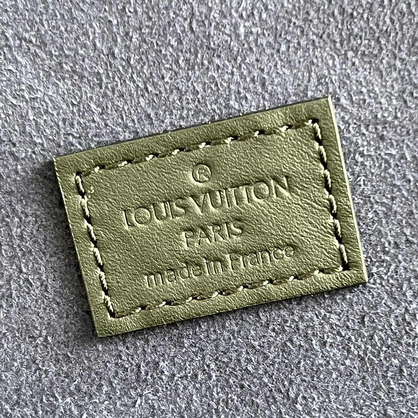 Louis Vuitton Coffret 8 Montres  M48194 - 