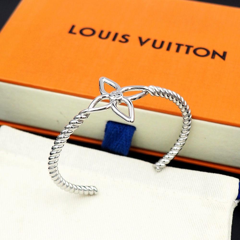 Louis Vuitton Nautical Rigid Bracelet    - 
