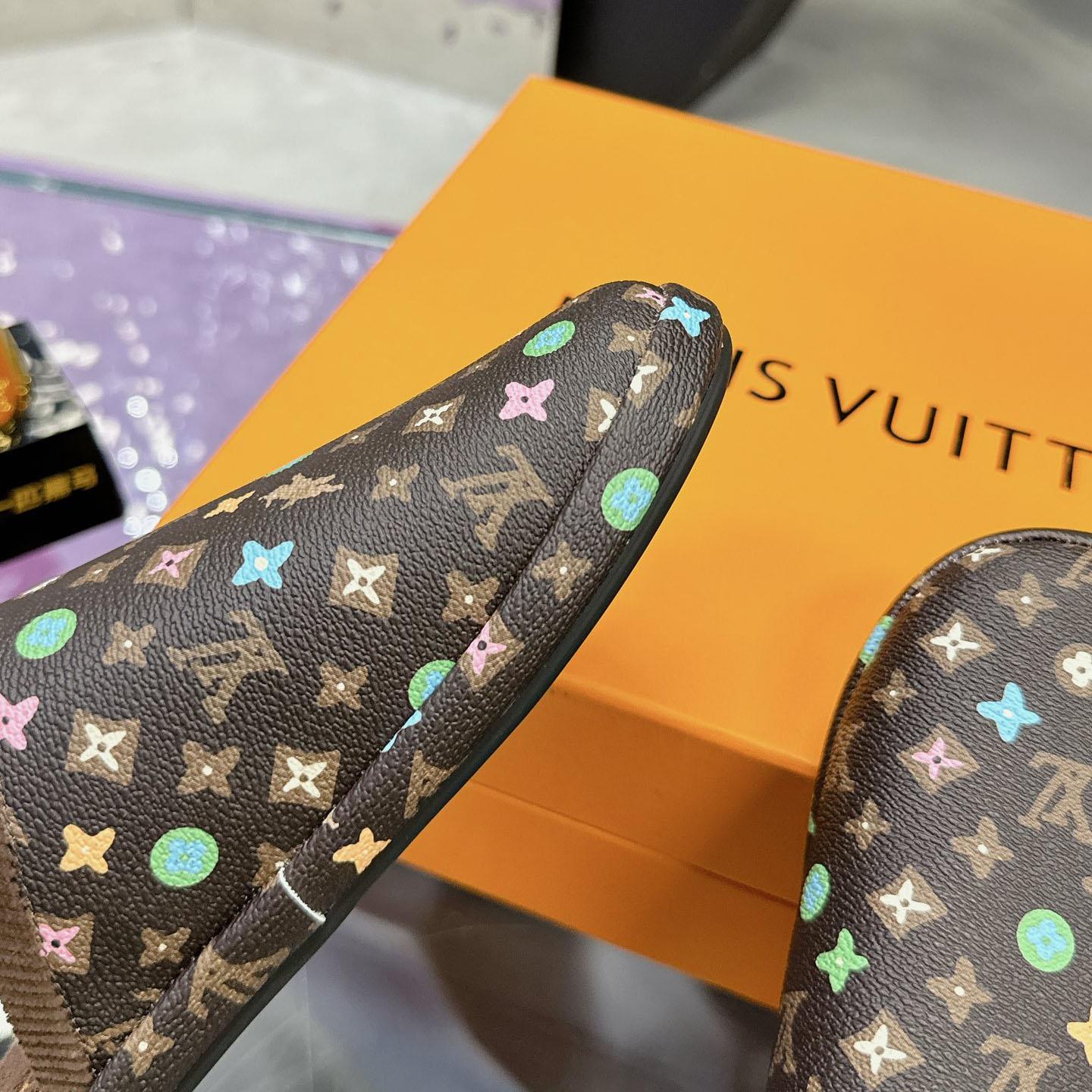 Louis Vuitton LV Palace Slipper    1ACWGF - 