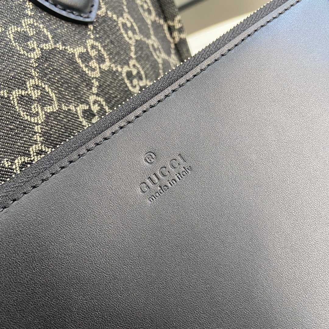 Gucci Ophidia GG Medium Tote Bag - 