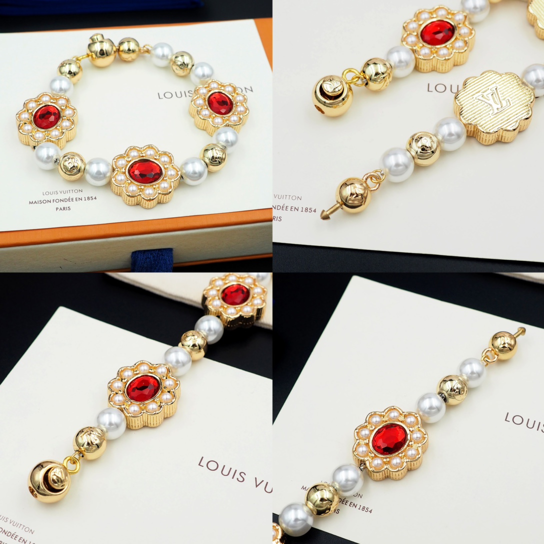 Louis Vuitton LV Dynasty Flower Bracelet - 