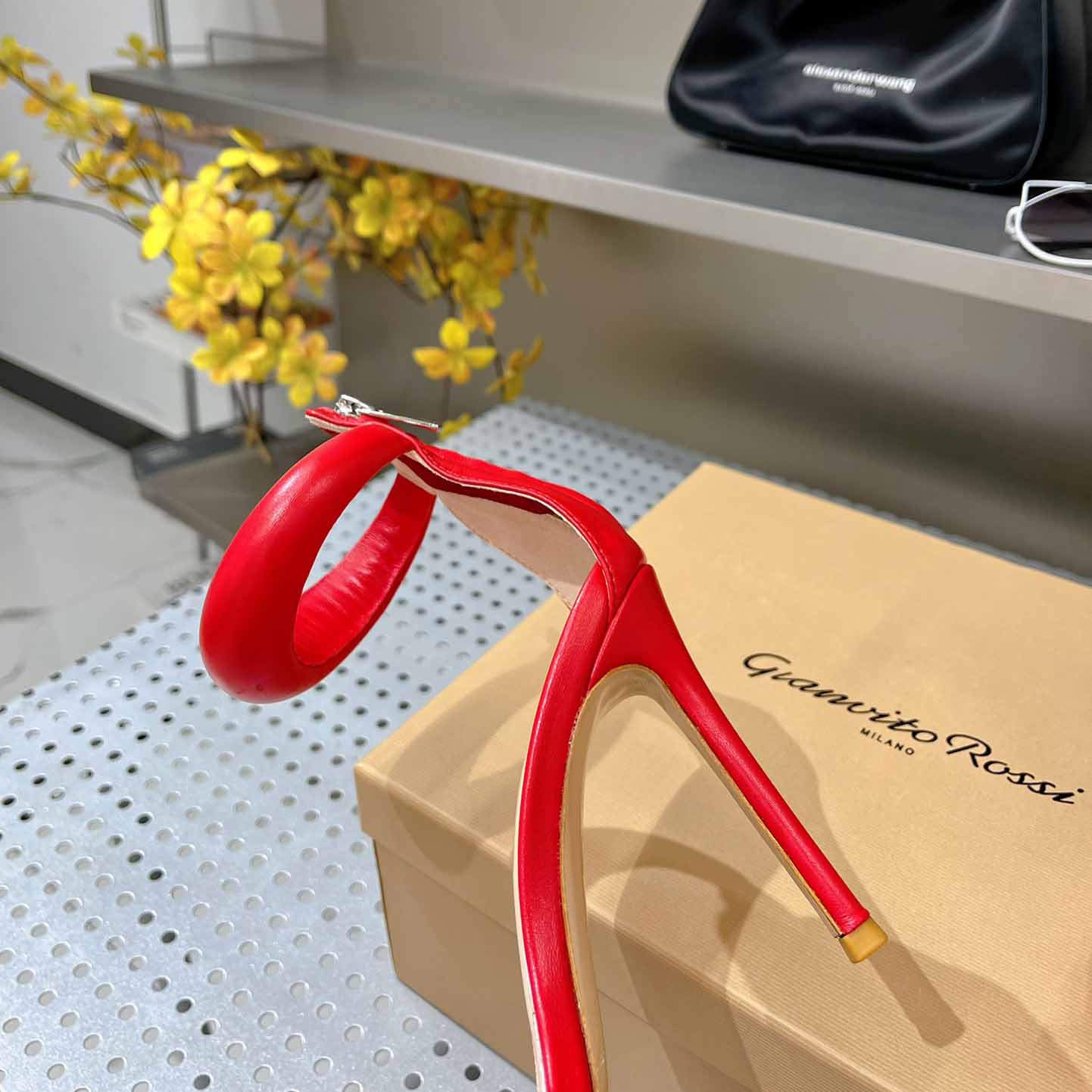 Gianvito Rossi Leather Bijoux Sandals - 