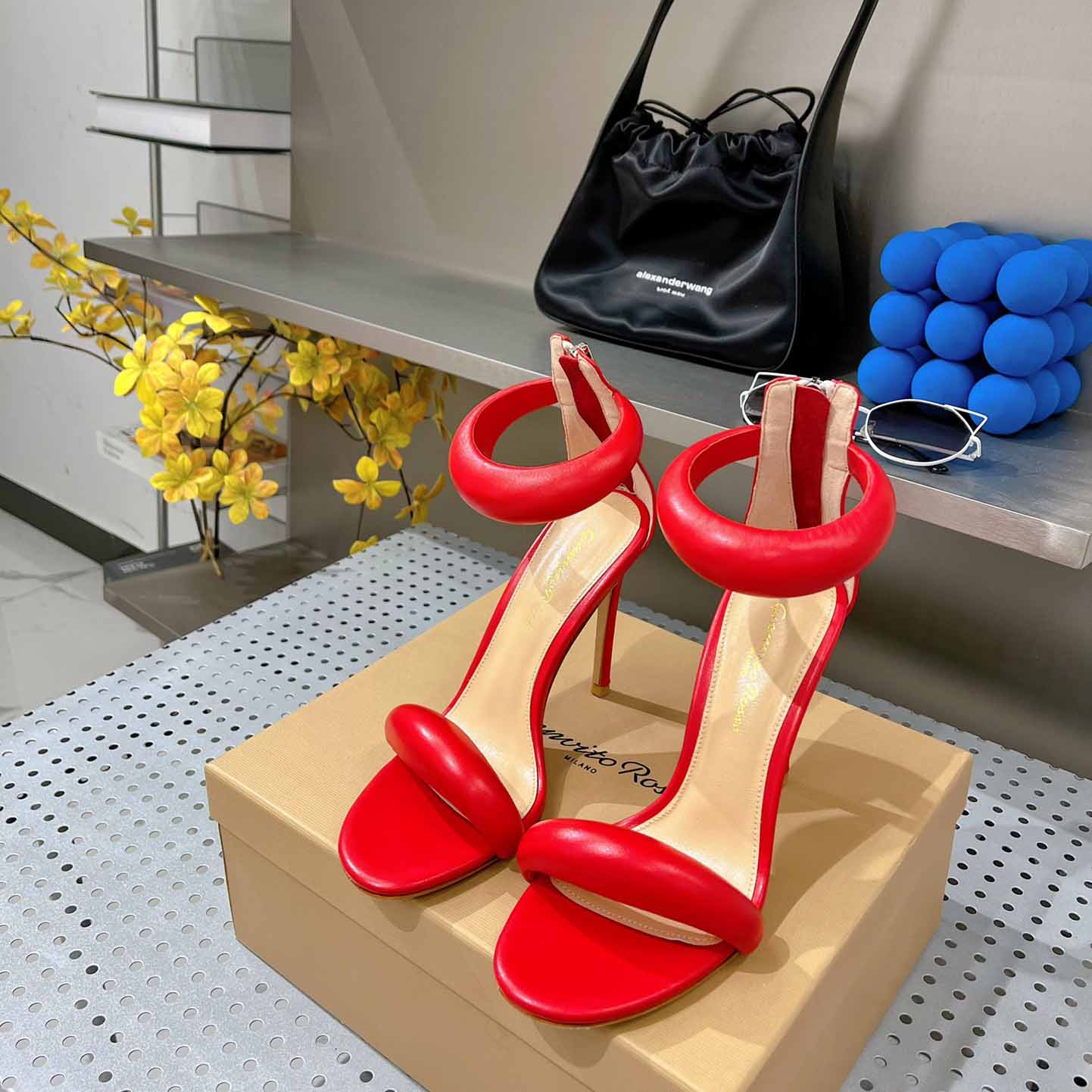 Gianvito Rossi Leather Bijoux Sandals - 
