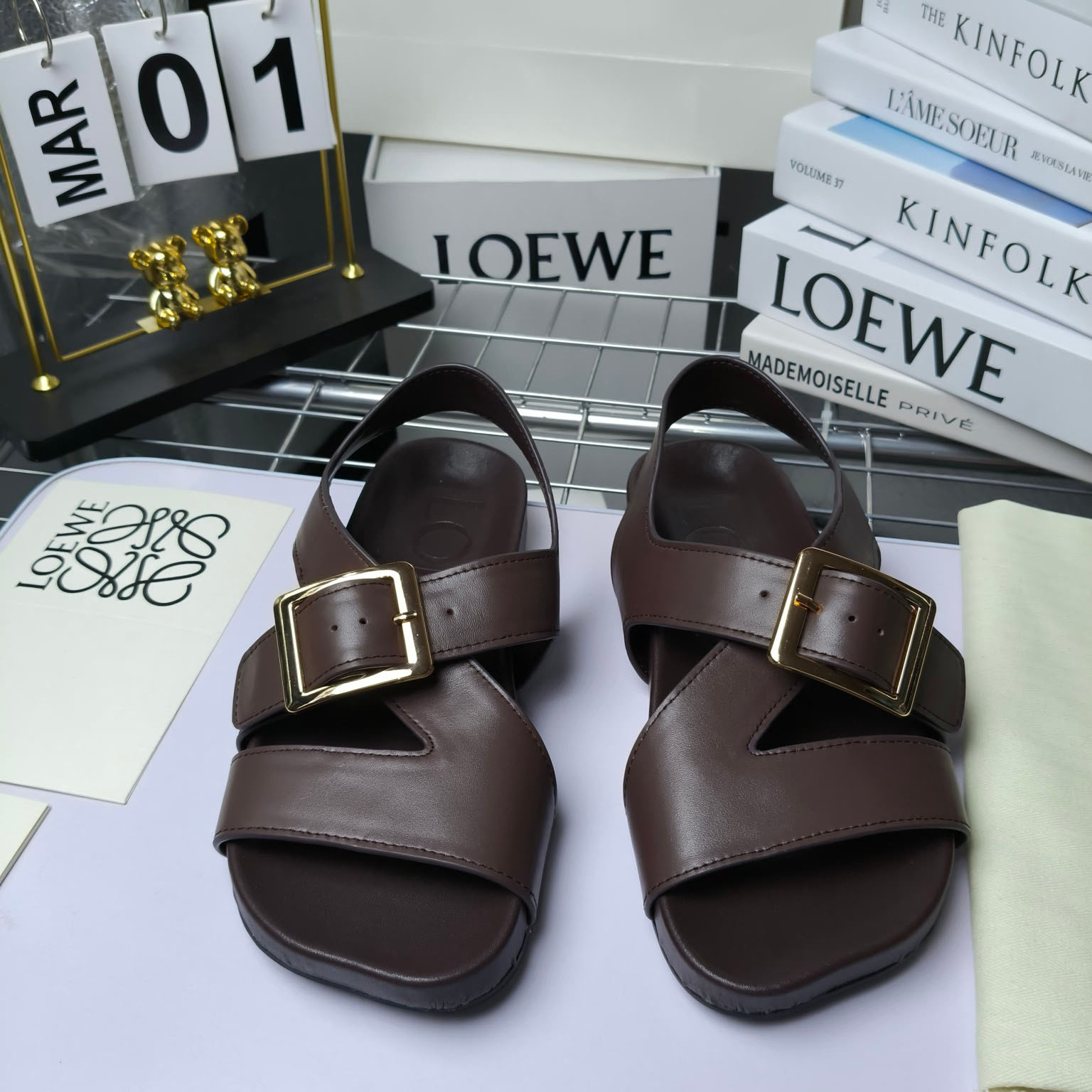 Loewe Ease Buckle Sandal In Vegetal Calfskin - 