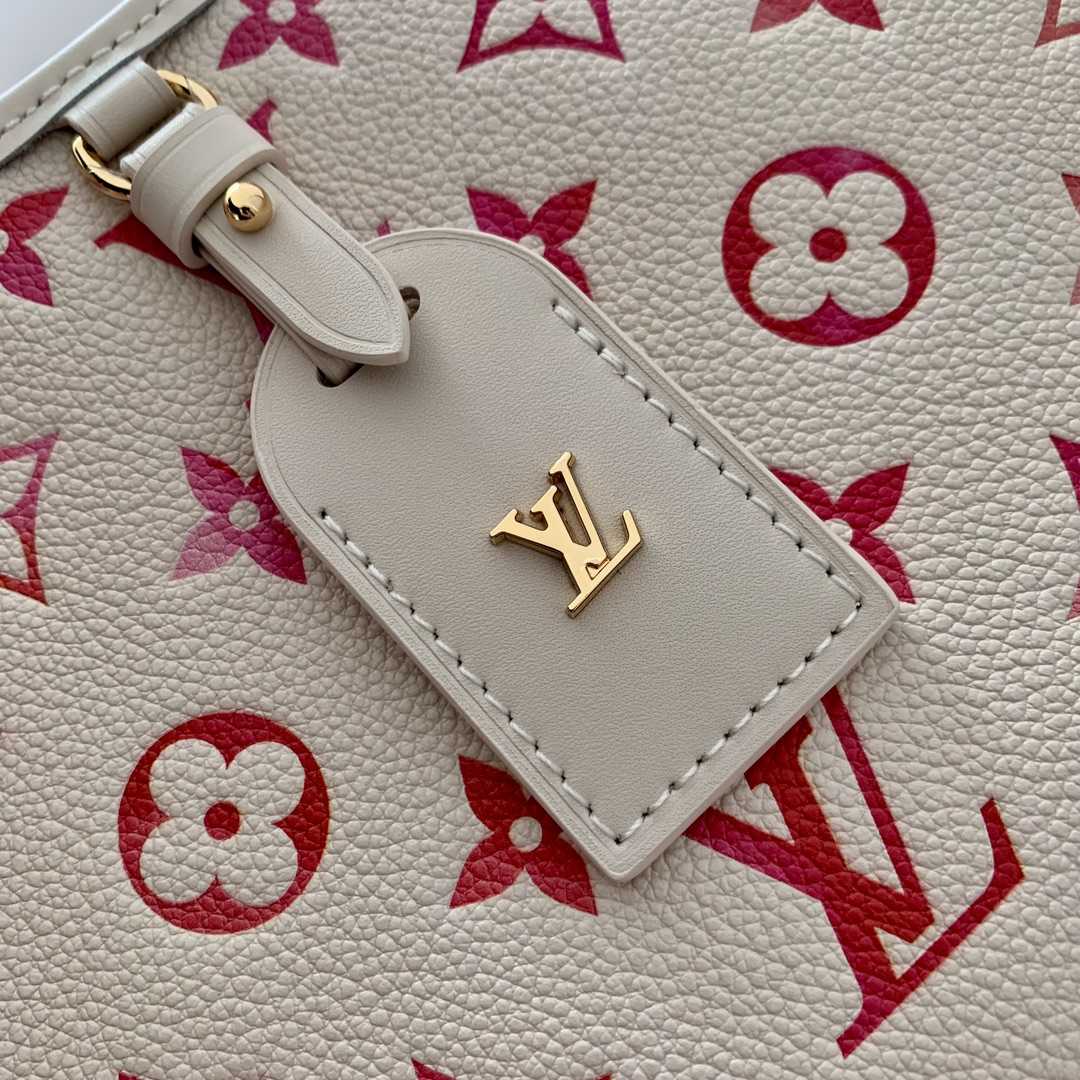 Louis Vuitton CarryAll PM   M24652 - 