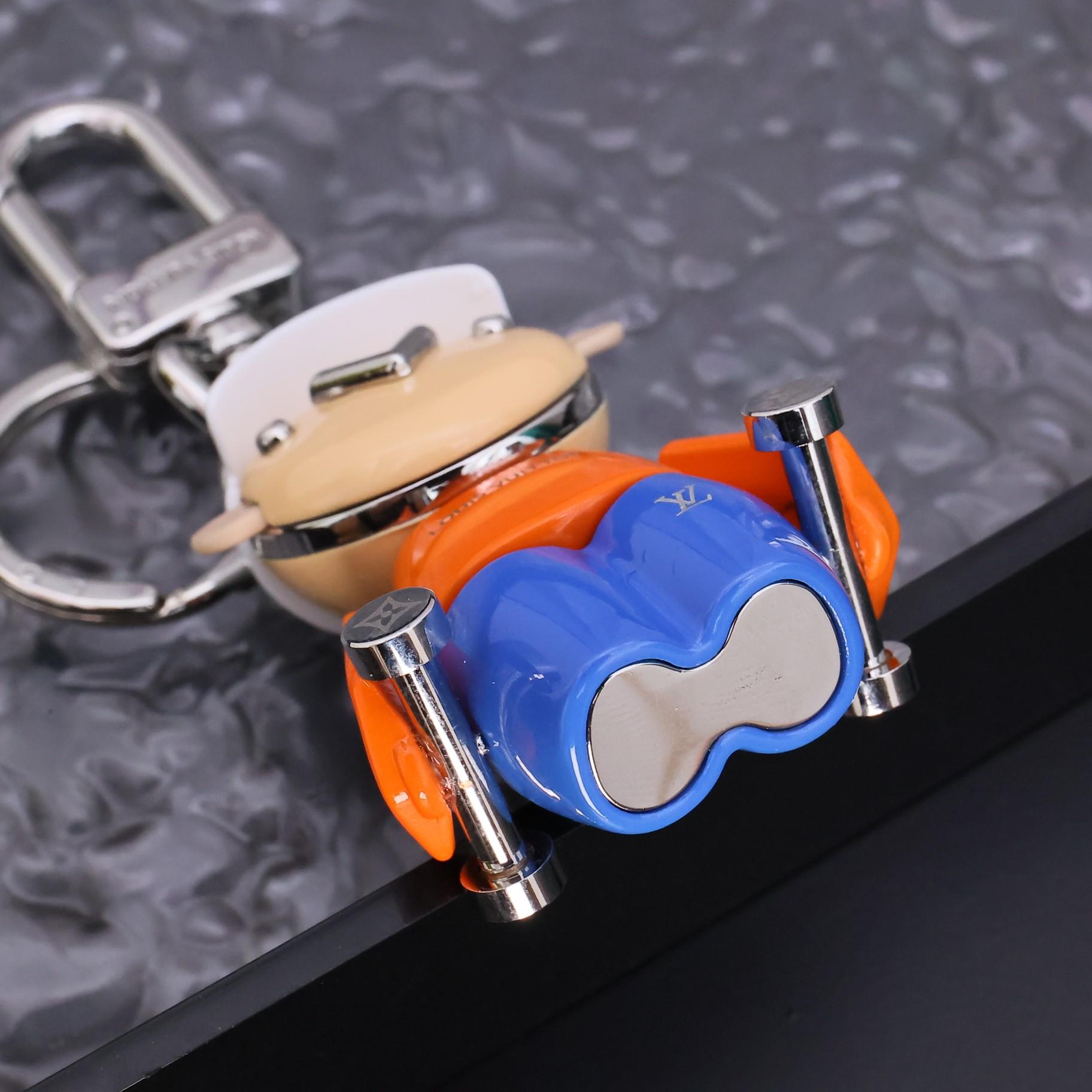 Louis Vuitton Gaston Gym Bag Charm  M01197 - 