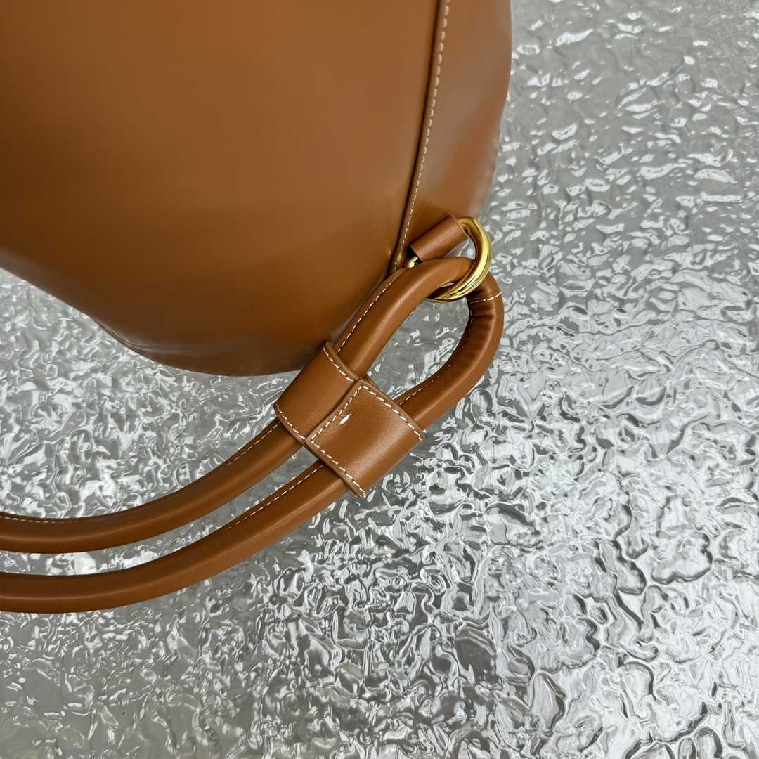 Jacquemus Le petit Tourni Mini Knotted Bucket Bag - 