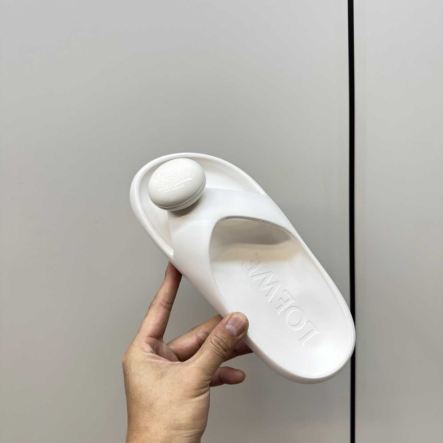 Loewe Paula's Ibiza Bubble Rubber Thong Sandals - 