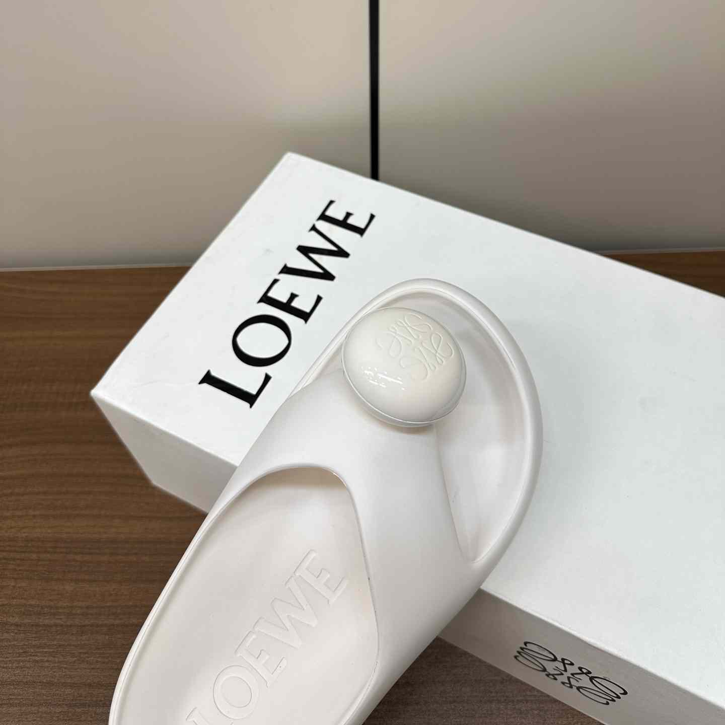 Loewe Paula's Ibiza Bubble Rubber Thong Sandals - 