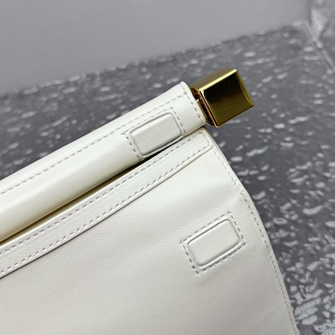 Jacquemus La Petite Pochette Rond Carré Cross Body Bag (20×7×14cm) - 