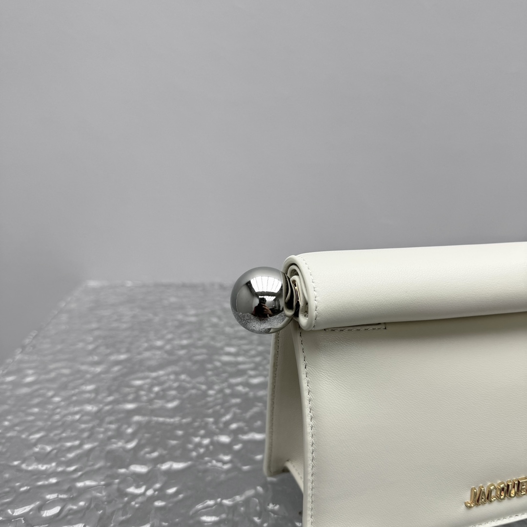 Jacquemus La Petite Pochette Rond Carré Cross Body Bag (20×7×14cm) - 