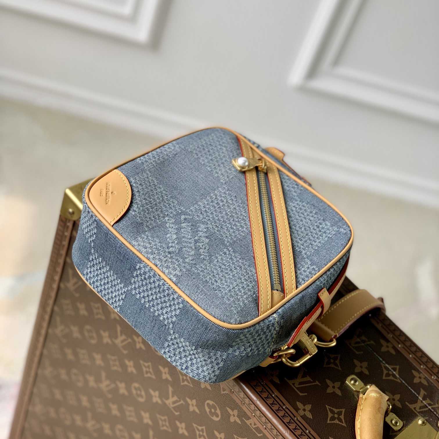 Louis Vuitton Chess Messenger   N40706 - 