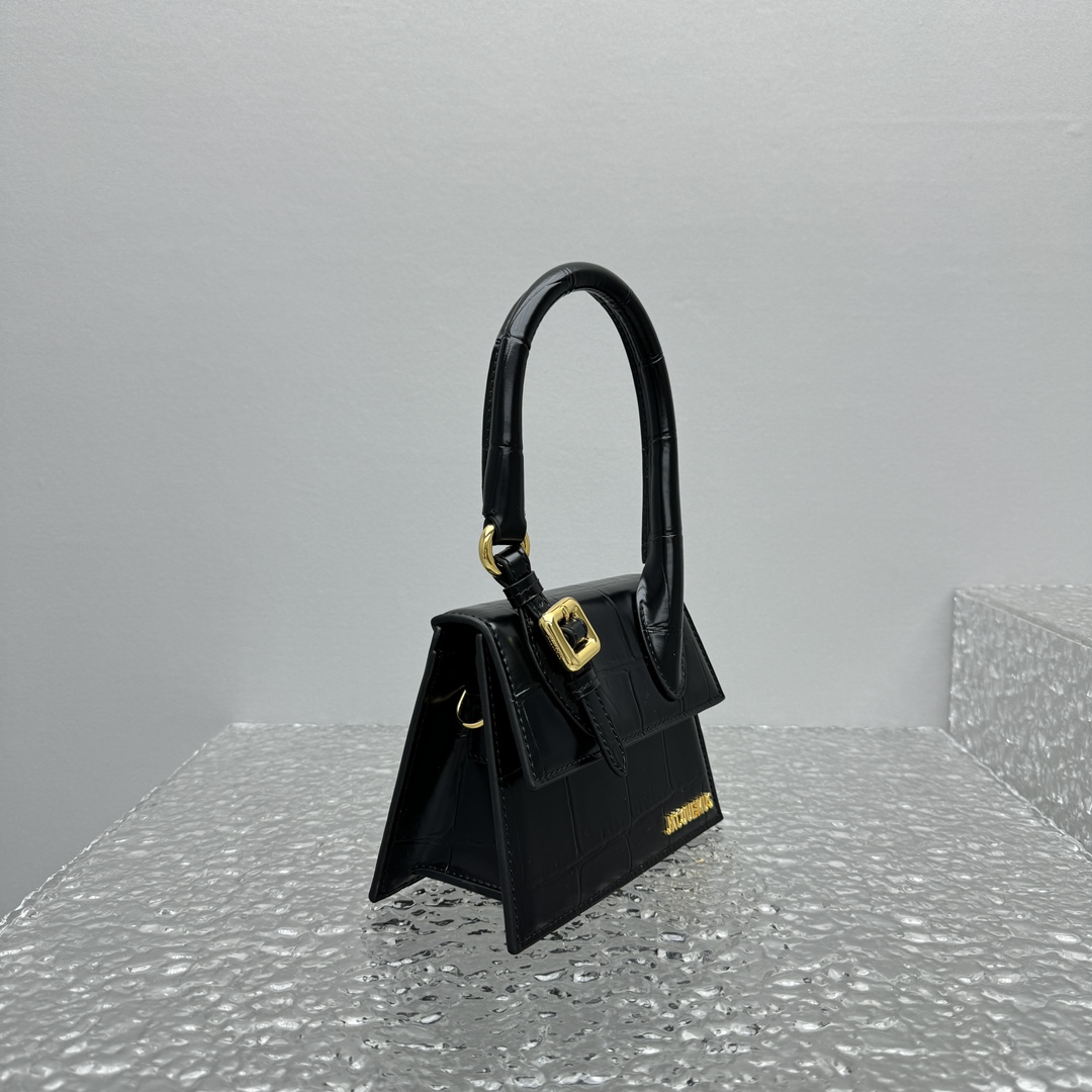 Jacquemus Le Chiquito Moyen Boucle - 