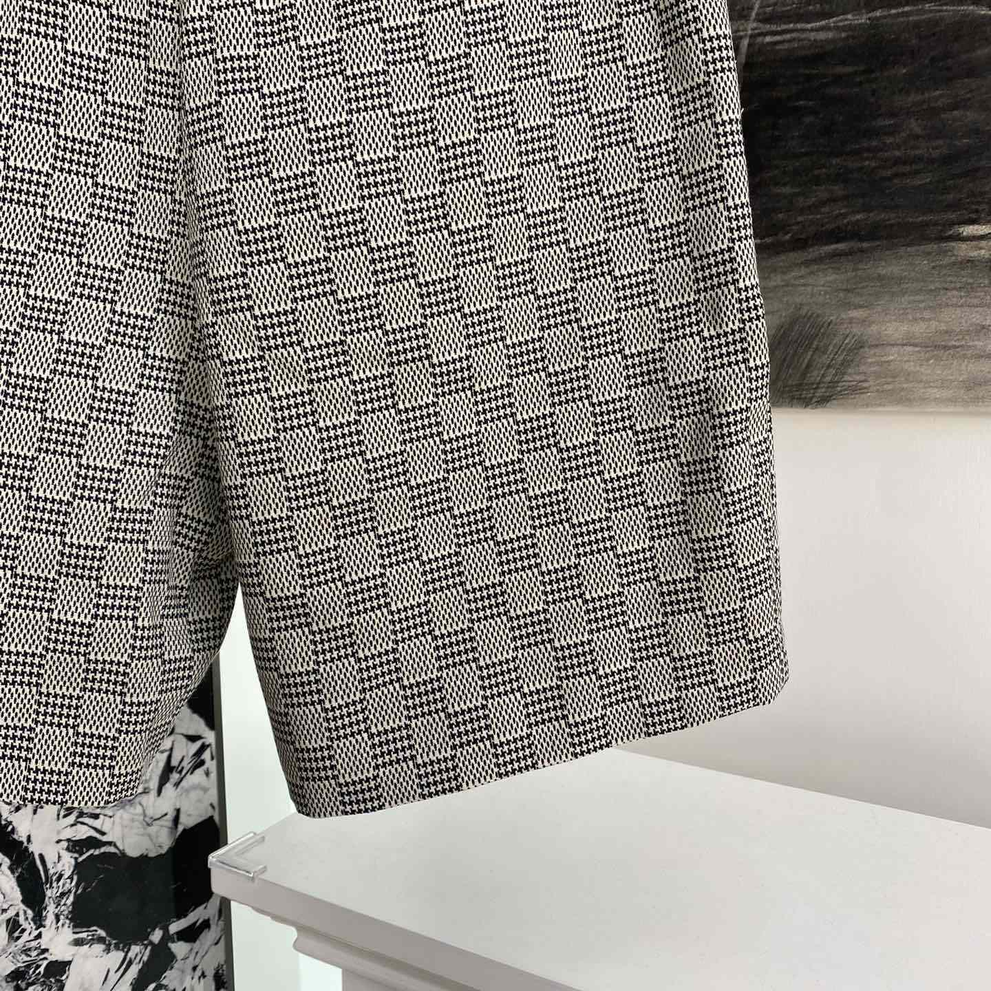 Louis Vuitton Damier Hounds Tooth Slim Wool Shorts - 