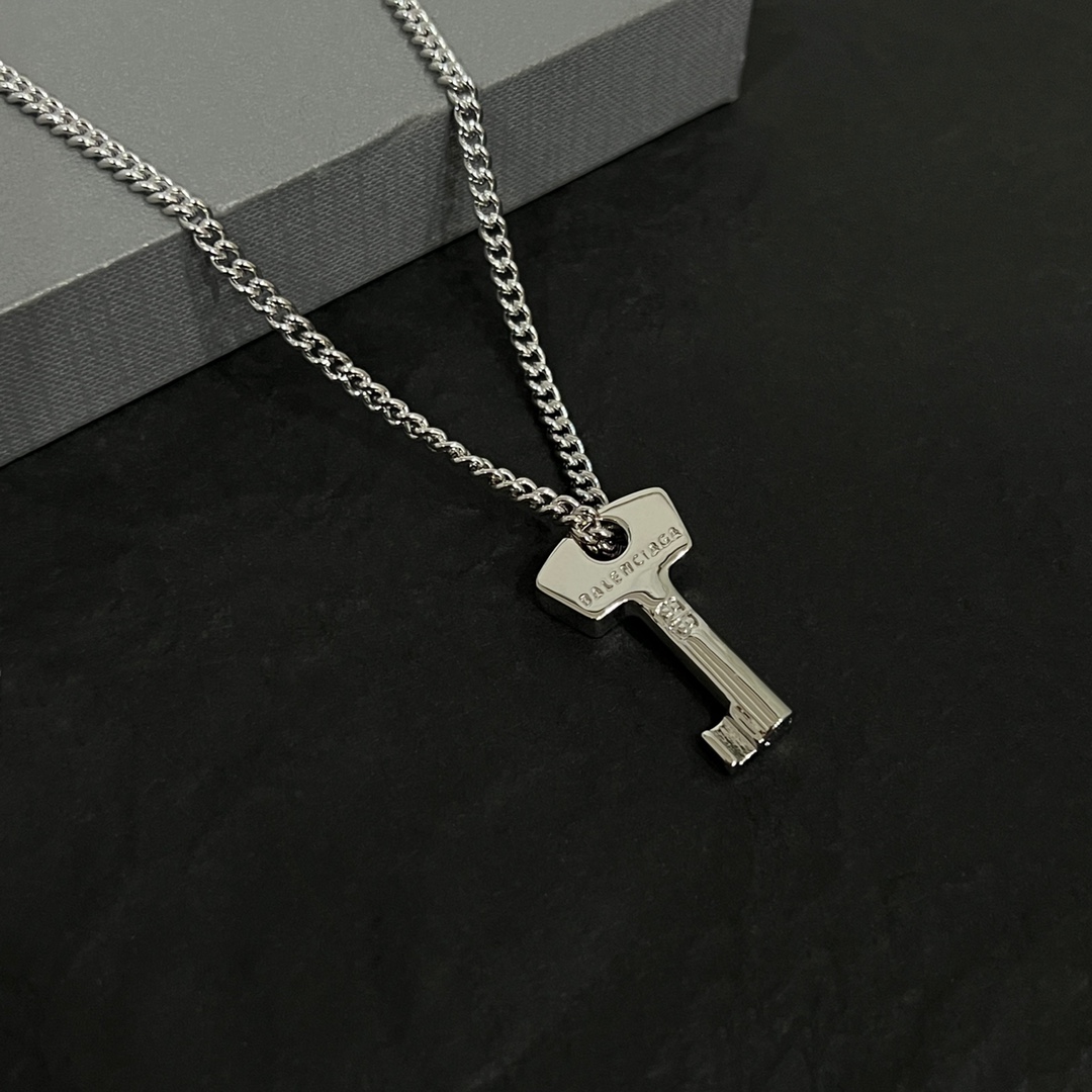Balenciaga Amour Key Necklace  - 