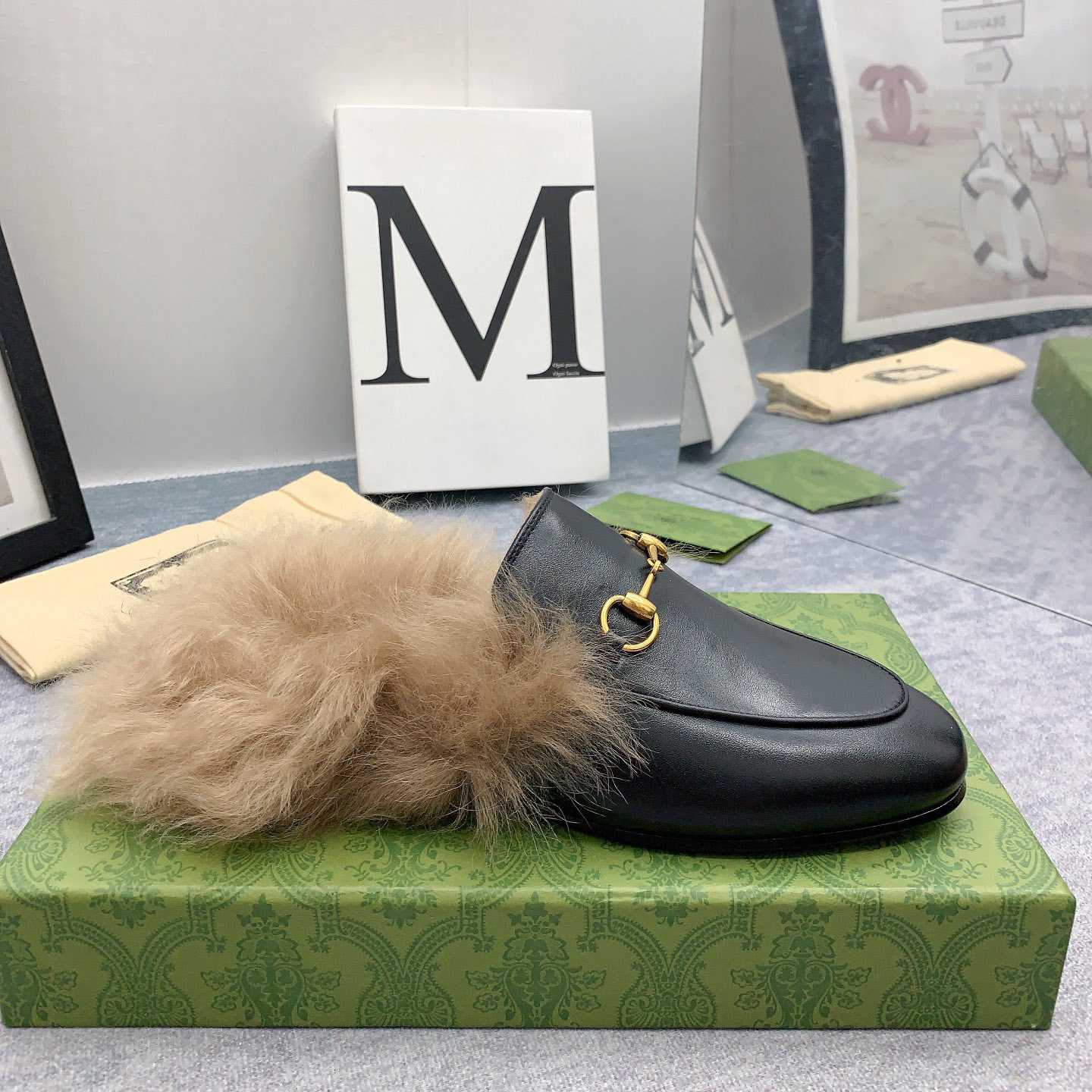 Gucci Fur Loafers - 