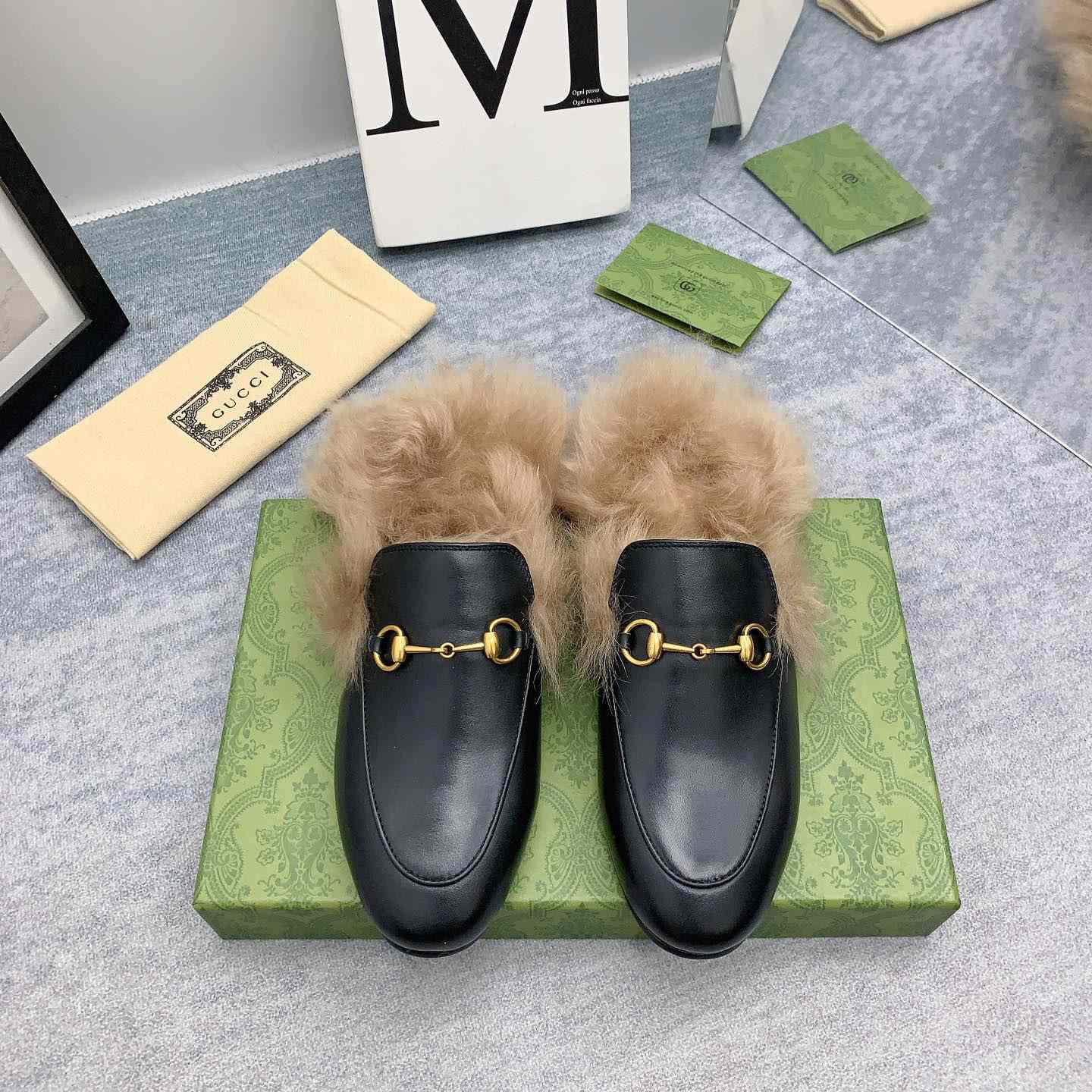Gucci Fur Loafers - 