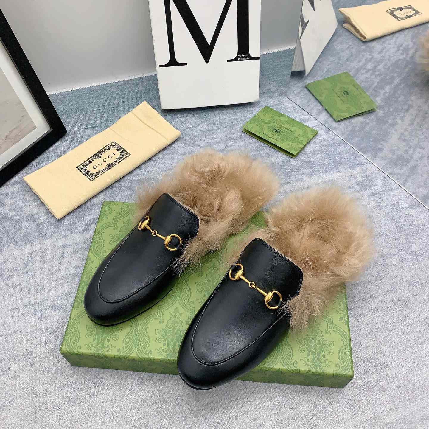Gucci Fur Loafers - 