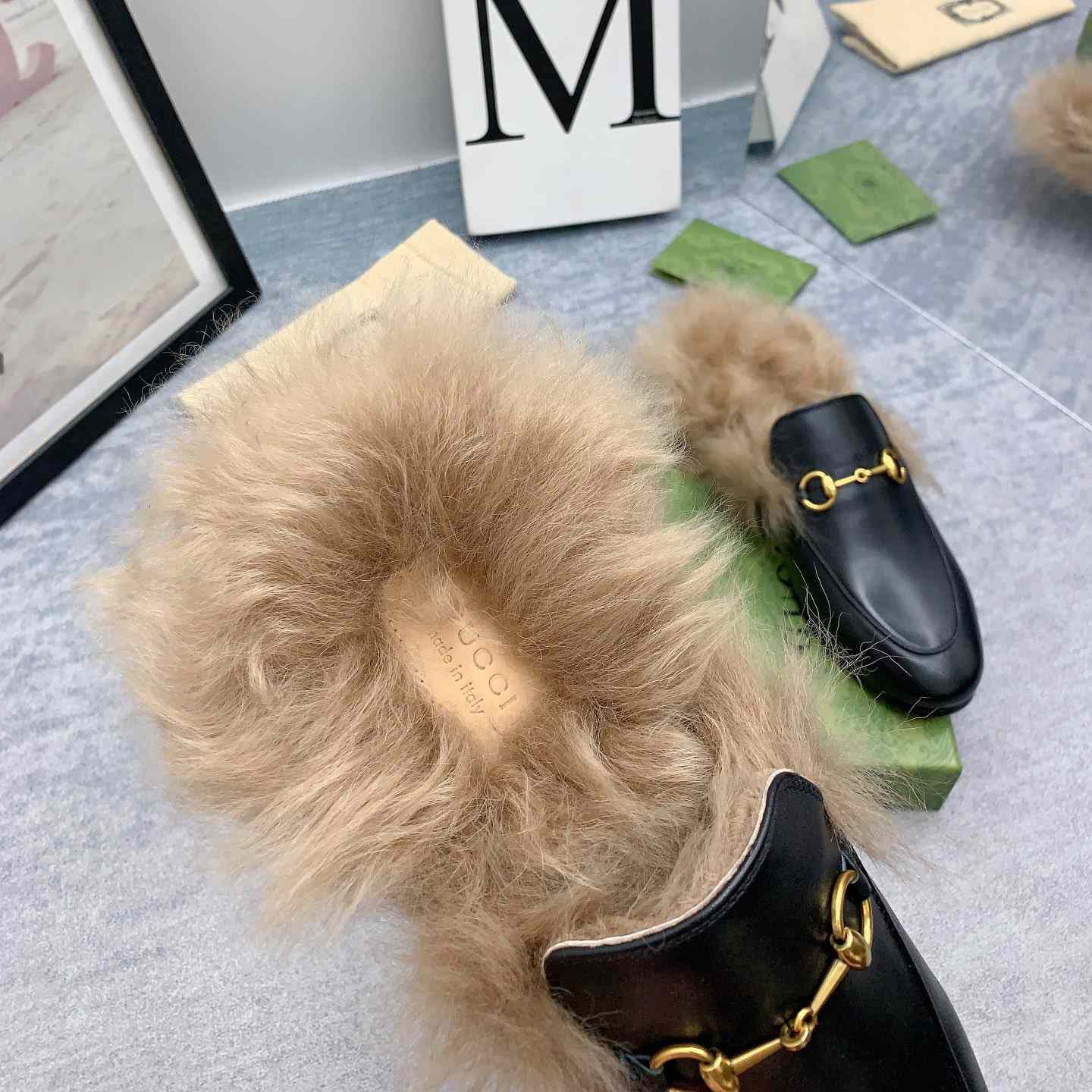 Gucci Fur Loafers - 